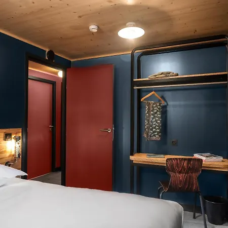 Eklo Marne La Vallee Hotel *